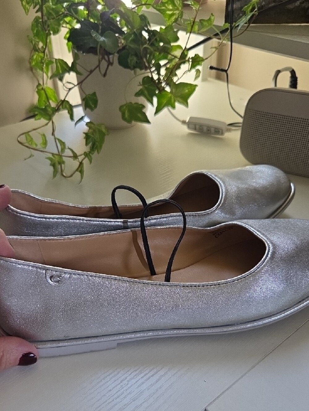 COACH Metallic Silver Leather Women's Slip-On Ballet Flats 9.5 - Picture 7 of 7